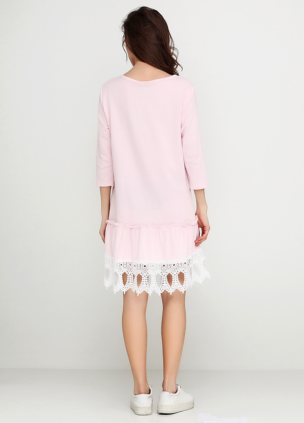 Светло-розовое кэжуал платье Italy Moda однотонное