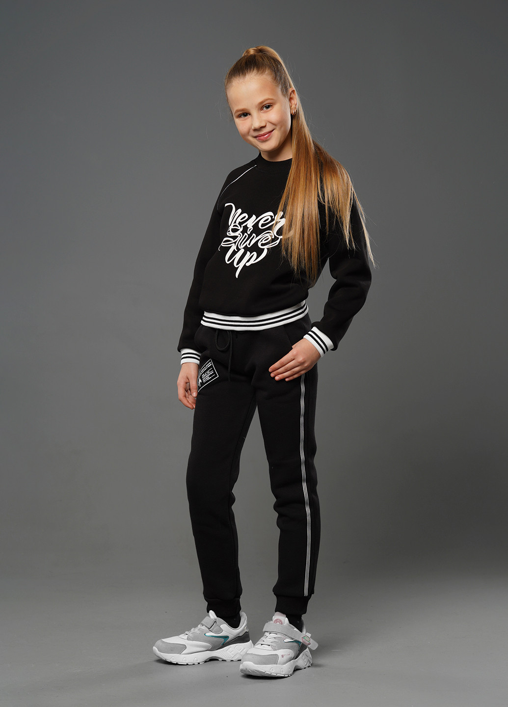 Sinthia свитшот надпись черный casual надпись черный кэжуал