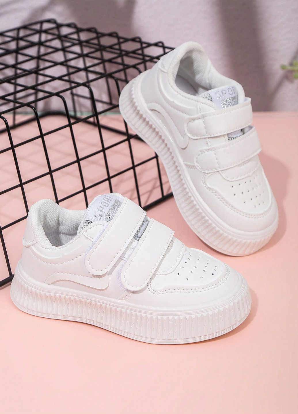 Білі всесезонні кросівки SHEIN