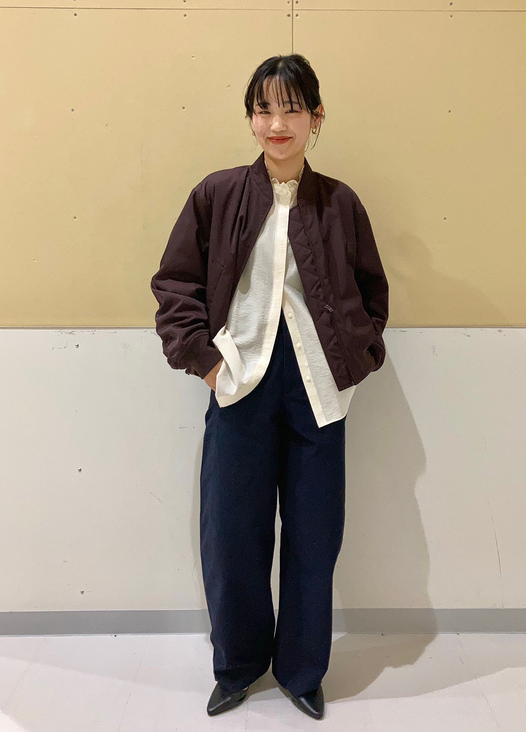 Молочная блузка Uniqlo