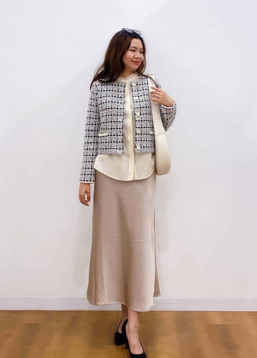 Молочная блузка Uniqlo