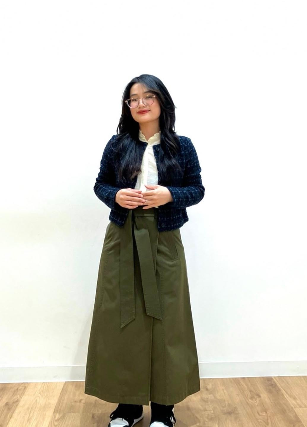 Молочная блузка Uniqlo