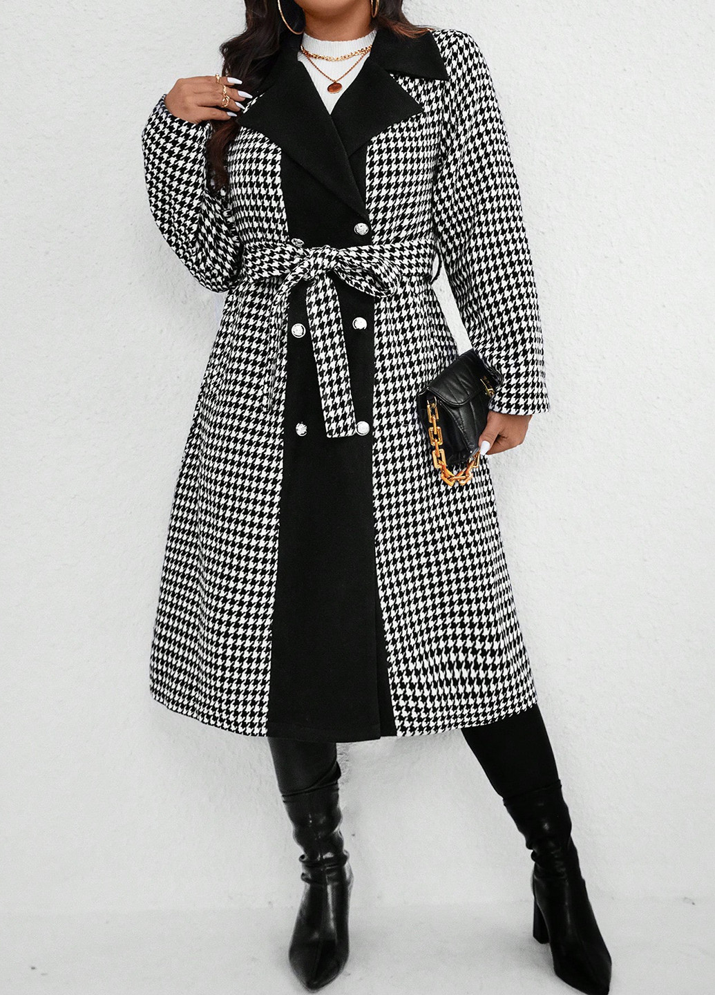 Черно-белое демисезонное Пальто двубортное SHEIN
