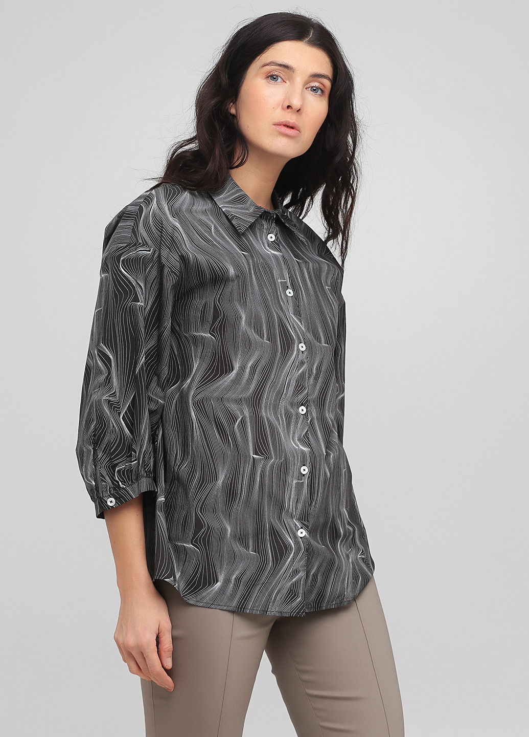 Чорна демісезонна блуза Drykorn