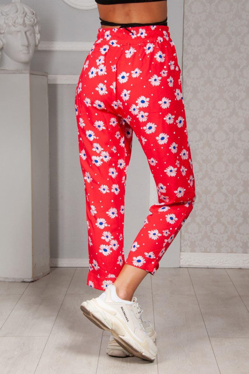 Женские брюки укороченные красные в цветочек 314900 New Trend (255401255)