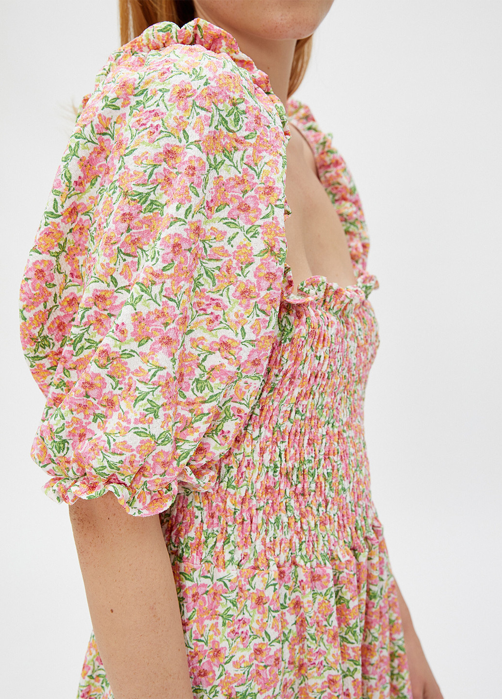 Розовое кэжуал платье KOTON с цветочным принтом