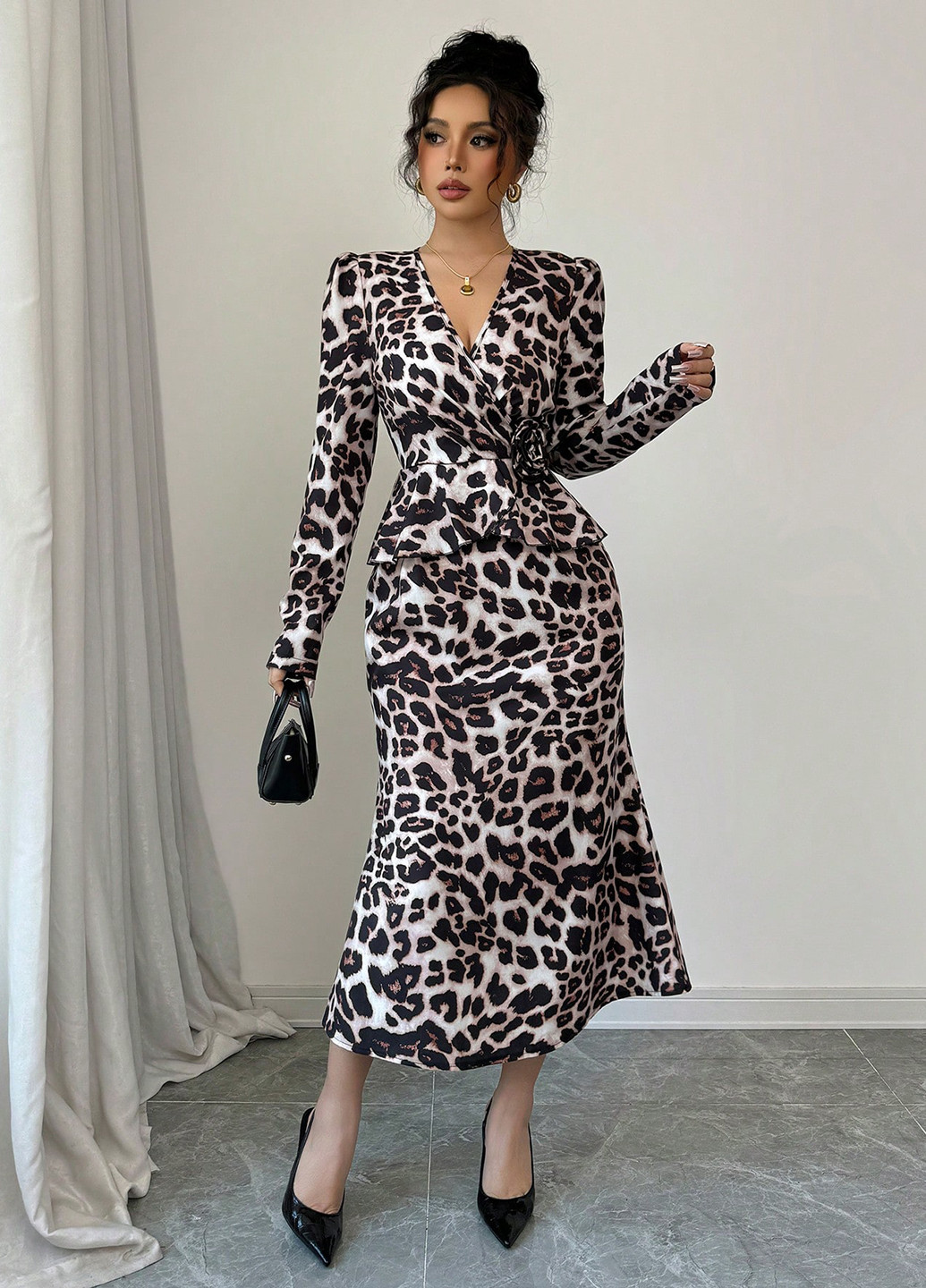 Молочна святковий, вечірня, кежуал сукня на запах, а-силует SHEIN леопардовий