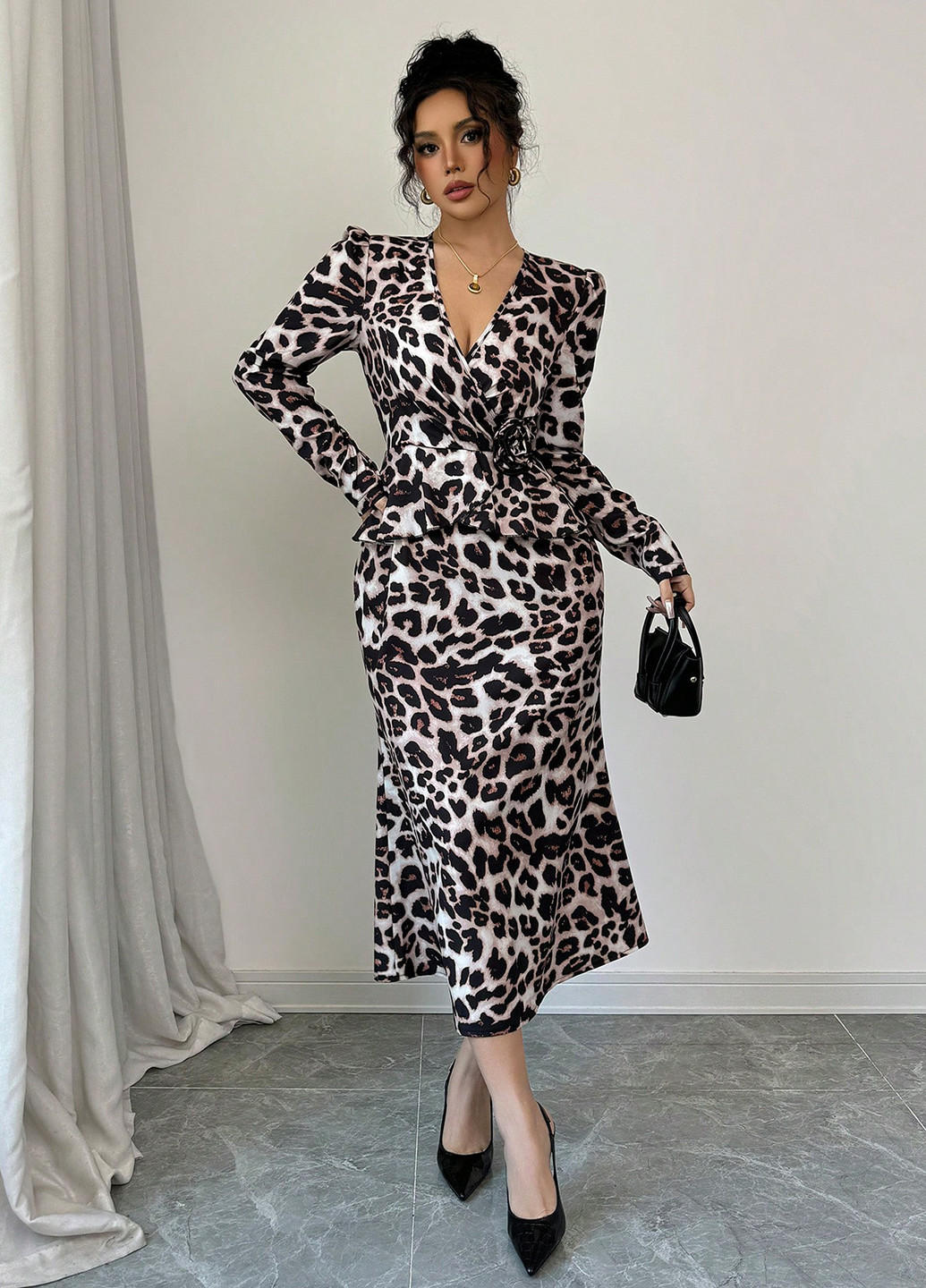 Молочна святковий, вечірня, кежуал сукня на запах, а-силует SHEIN леопардовий