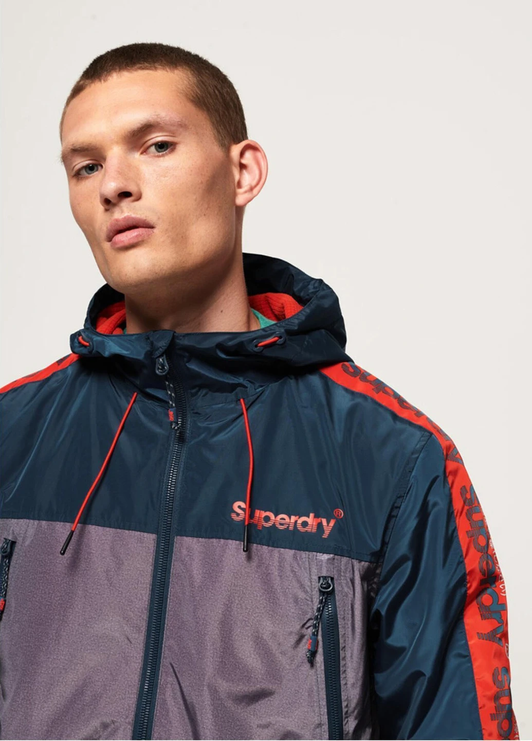 Комбинированная демисезонная куртка Superdry