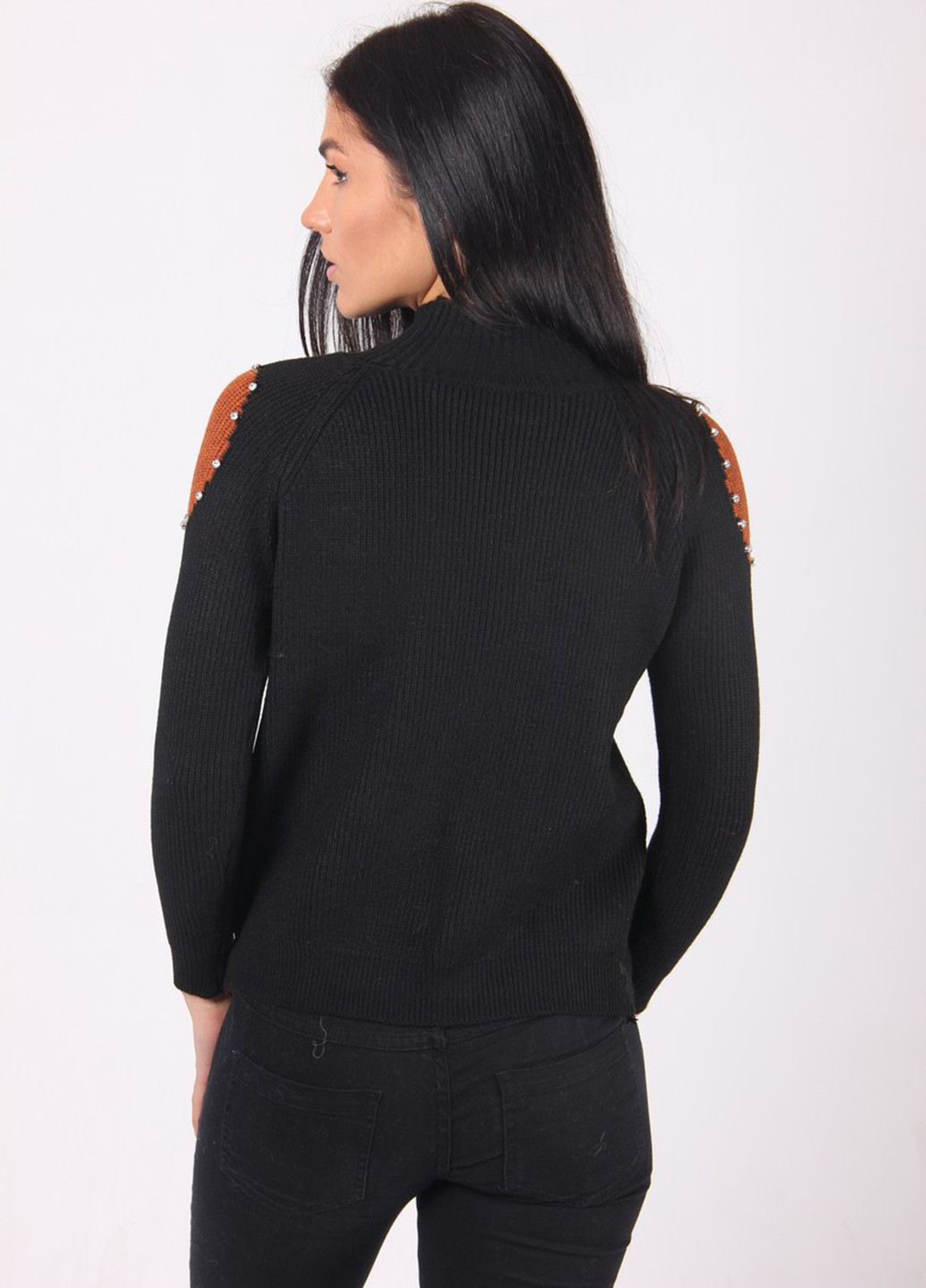 Черный демисезонный свитер Ladies Fasfion