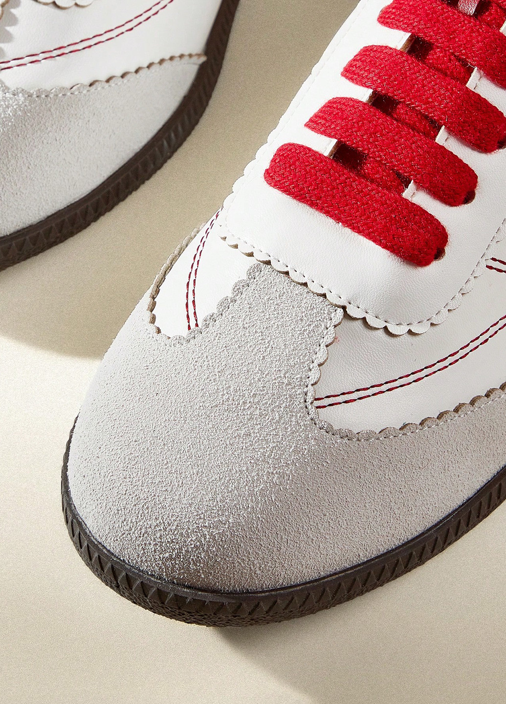 Білі кеди SHEIN