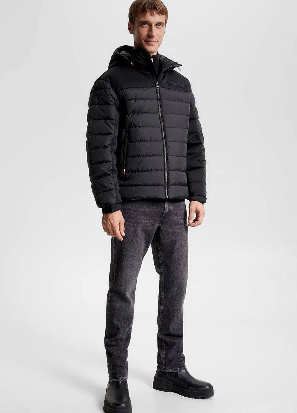 Чорна зимня куртка Tommy Hilfiger