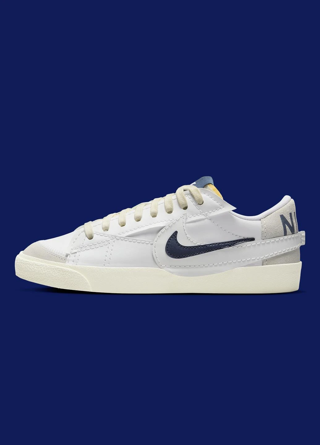 Білі кроссовки fd0378-121 демісезон Nike BLAZER LOW '77 JUMBO SE
