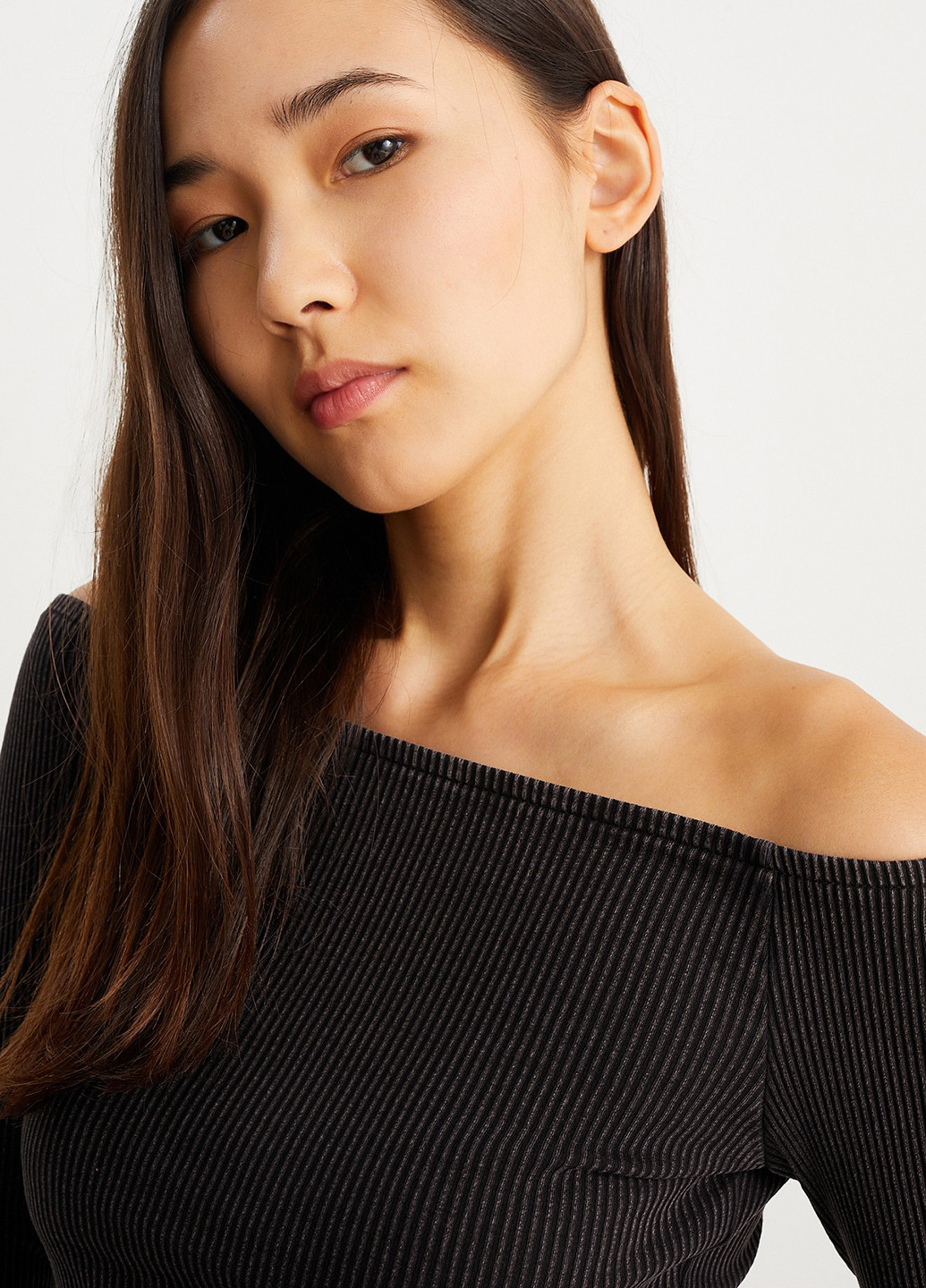 Темно-серый демисезонный комплект (юбка, топ) C&A