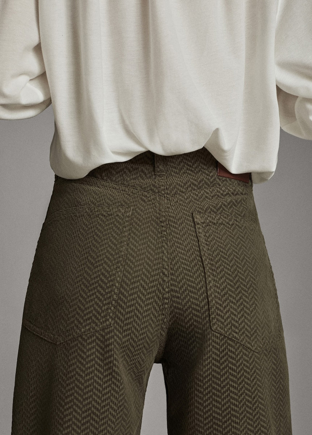 Оливковые кэжуал демисезонные прямые брюки Massimo Dutti