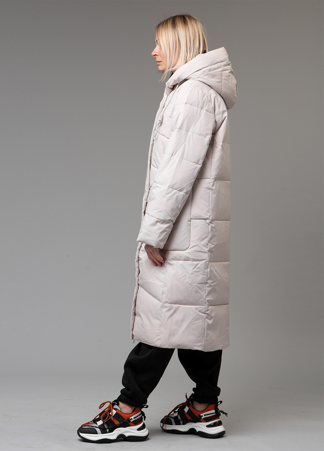 Серо-бежевый зимний Пуховик Towmy