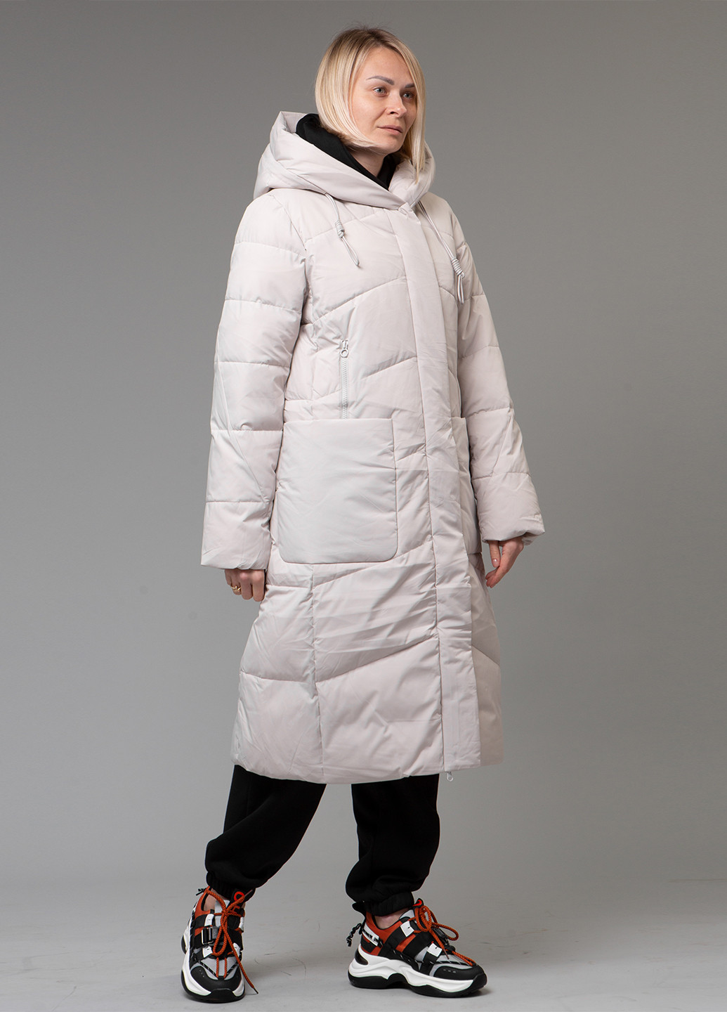 Серо-бежевый зимний Пуховик Towmy