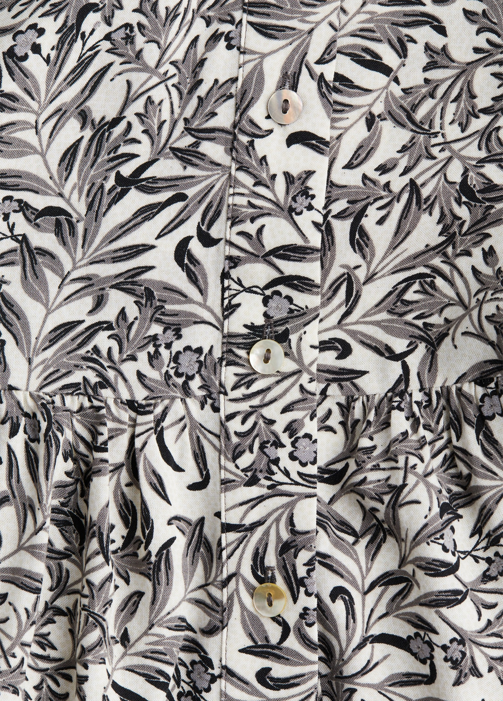 Серое кэжуал платье рубашка H&M с цветочным принтом