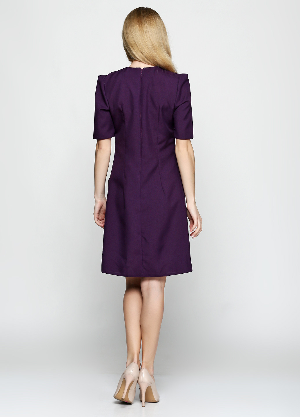 Темно-фиолетовое кэжуал платье с коротким рукавом ANVI однотонное