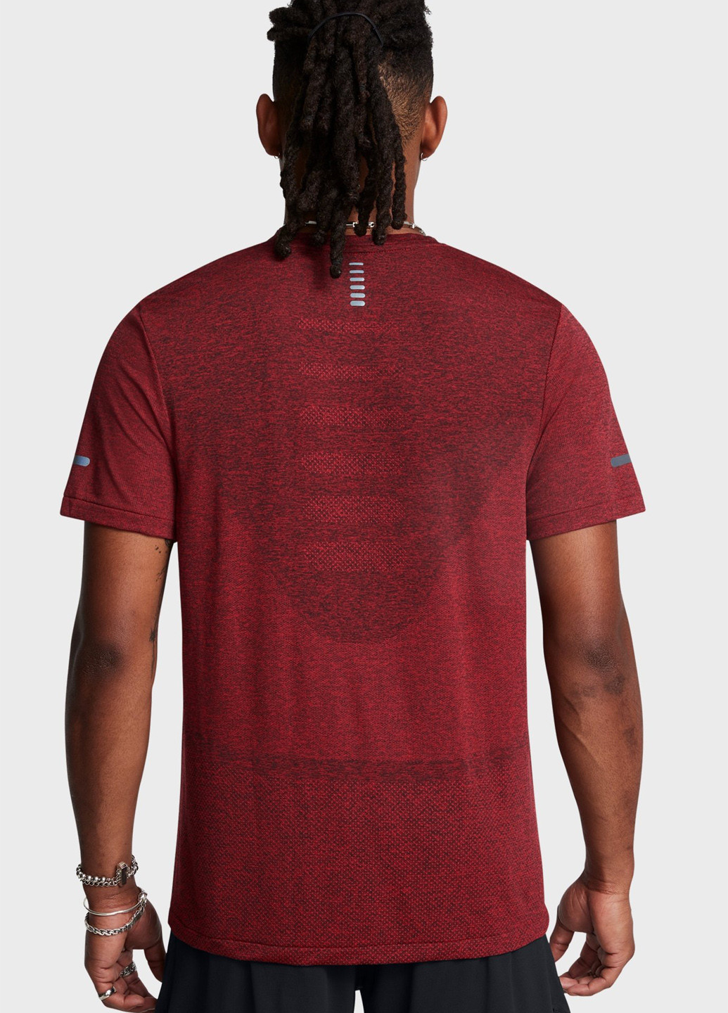 Красная футболка Under Armour