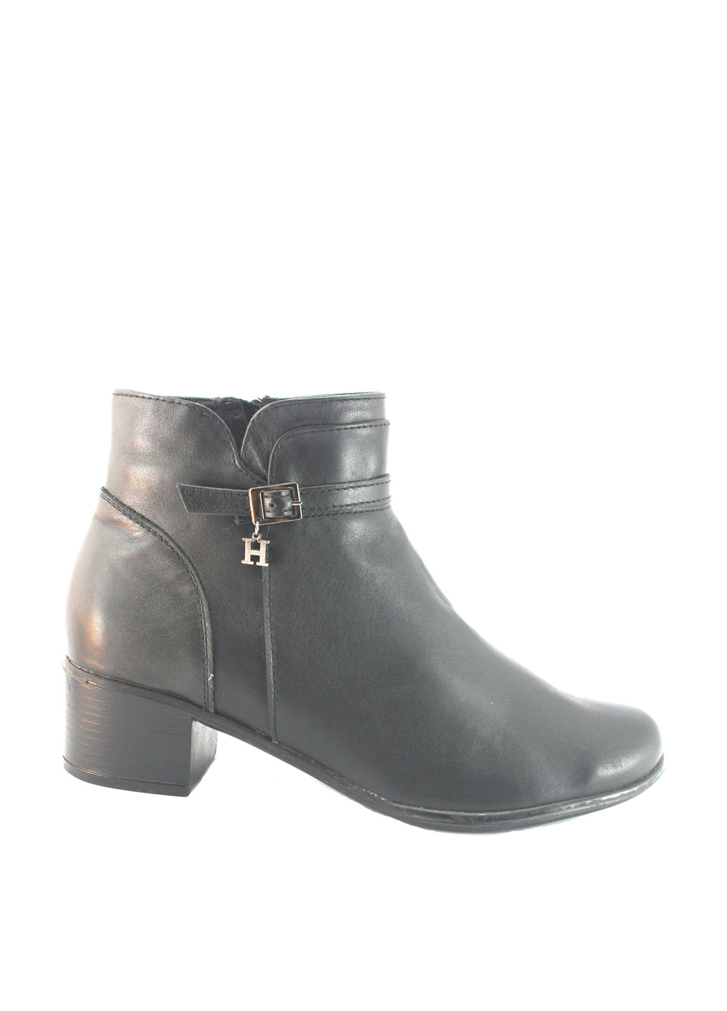 Осенние ботинки Mila с пряжкой