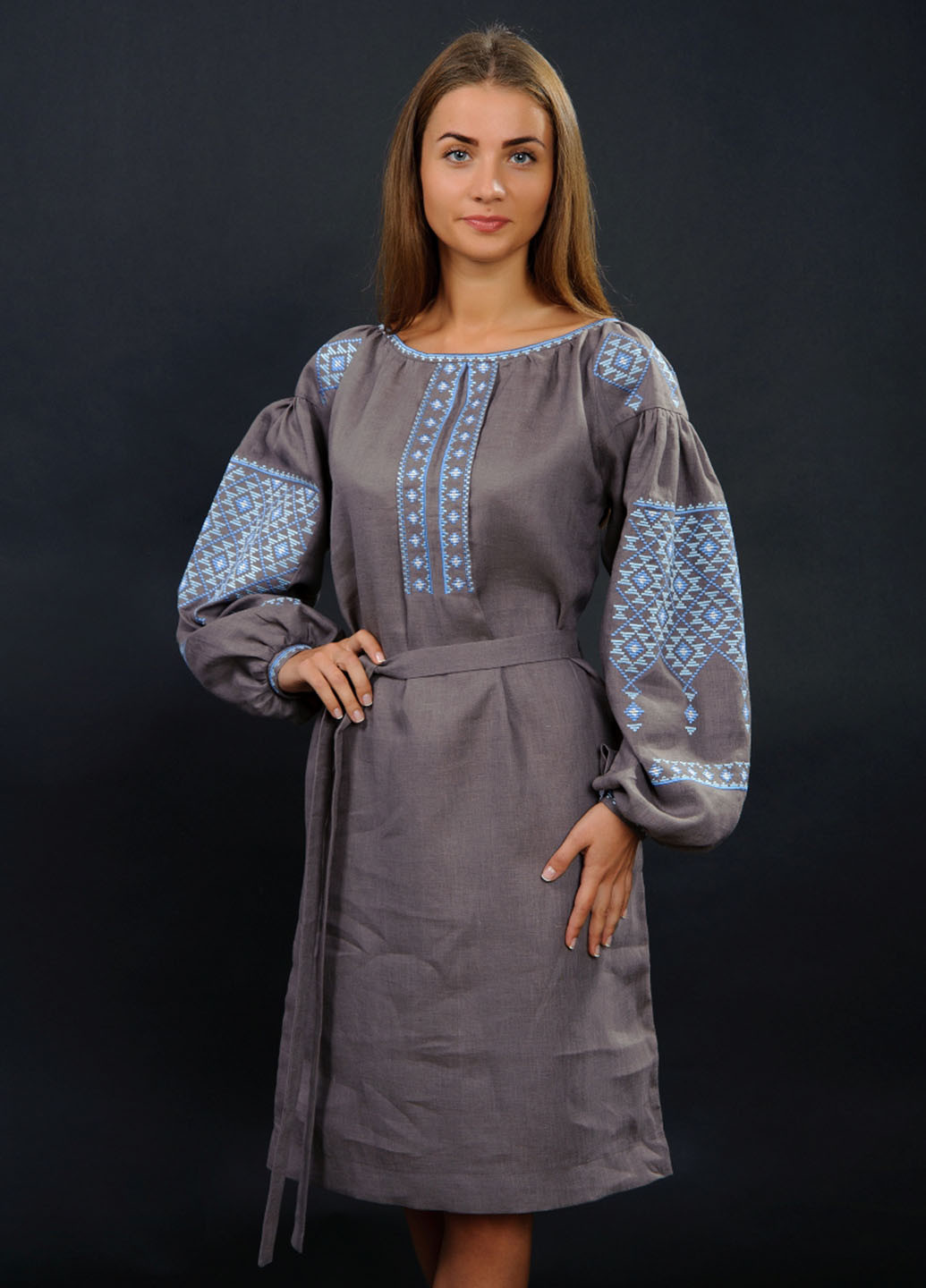 Темно-серое кэжуал платье Vyshyvanka с орнаментом