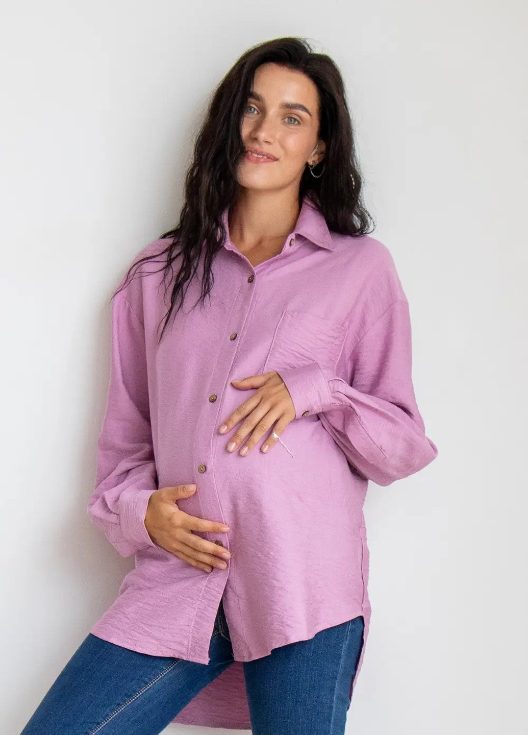 Лавандовая хлопковая блуза для беременных и кормящих мам на пуговицах oversize лавандовая из натуральной ткани To Be