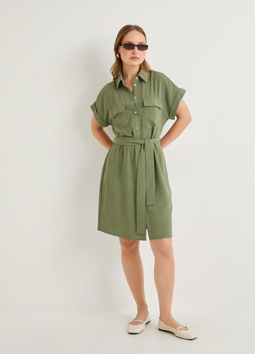 Оливкова (хакі) кежуал сукня сукня-сорочка KOTON однотонна