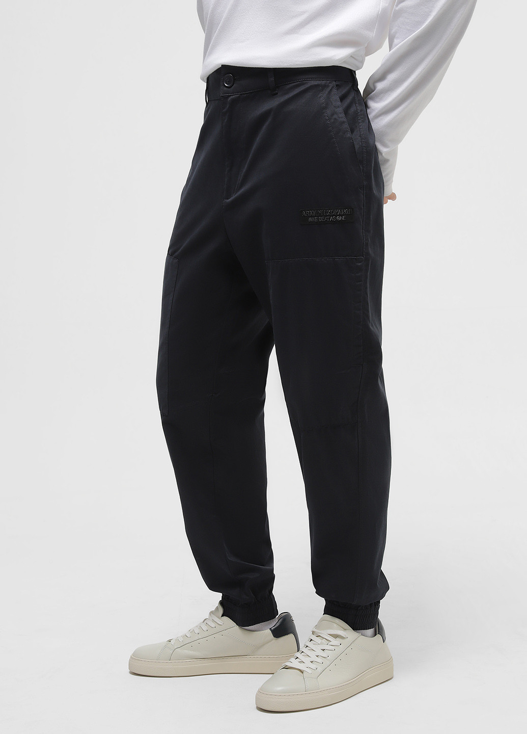 Темно-синие спортивные демисезонные джоггеры брюки Armani Exchange