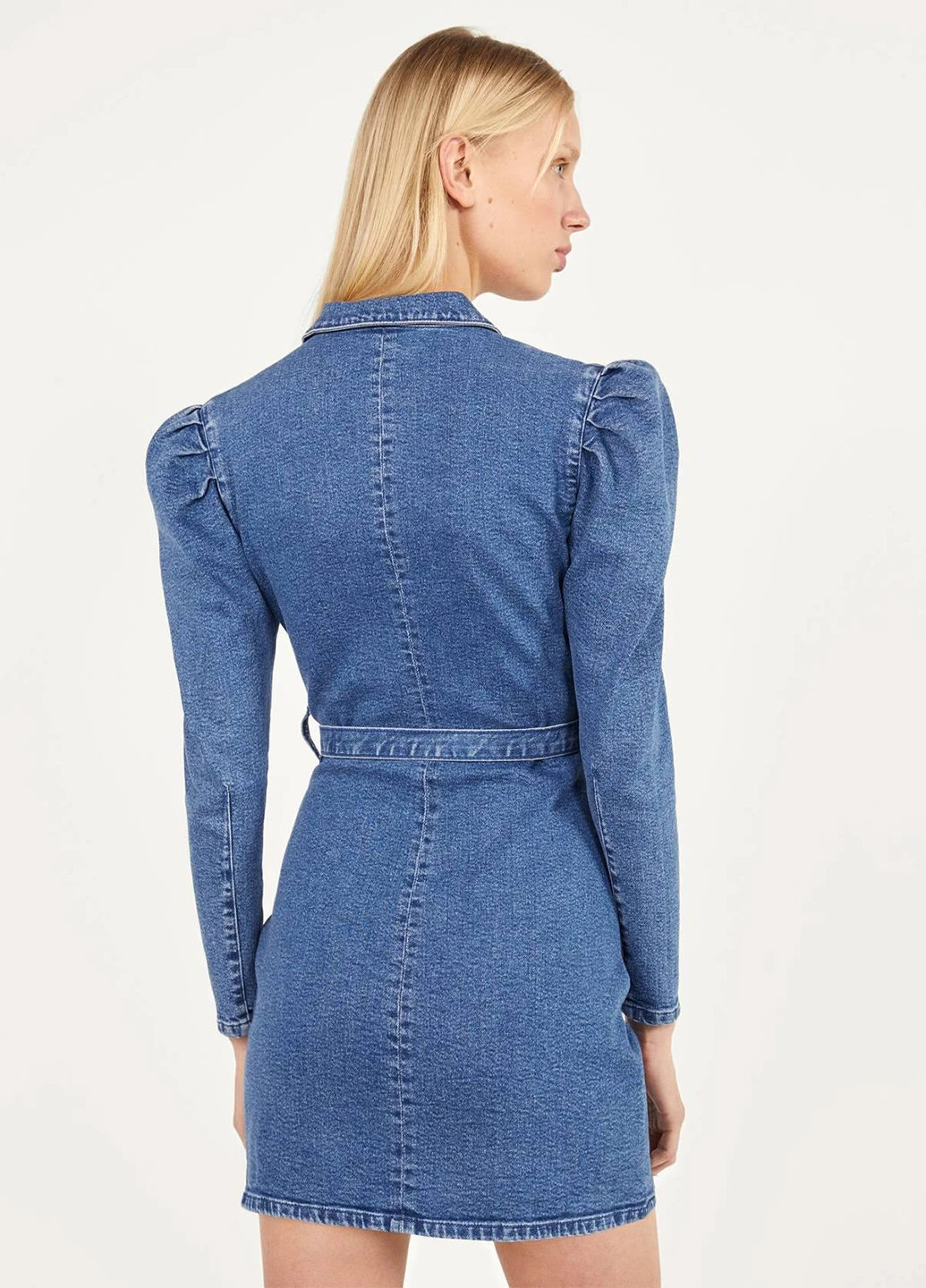 Темно-блакитна джинсова сукня футляр Bershka однотонна