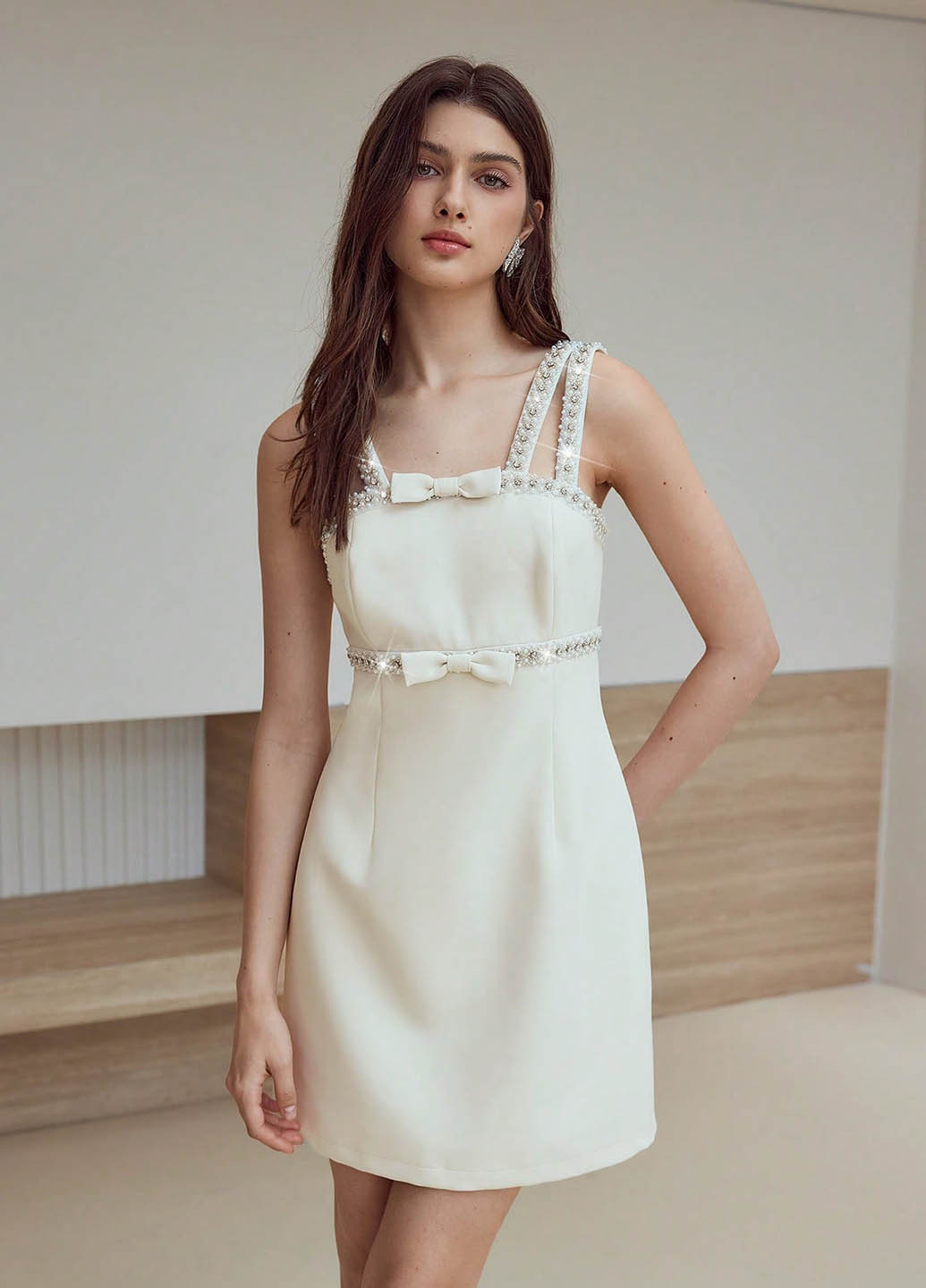 Кремова вечірня, кежуал сукня з відкритими плечима SHEIN однотонна