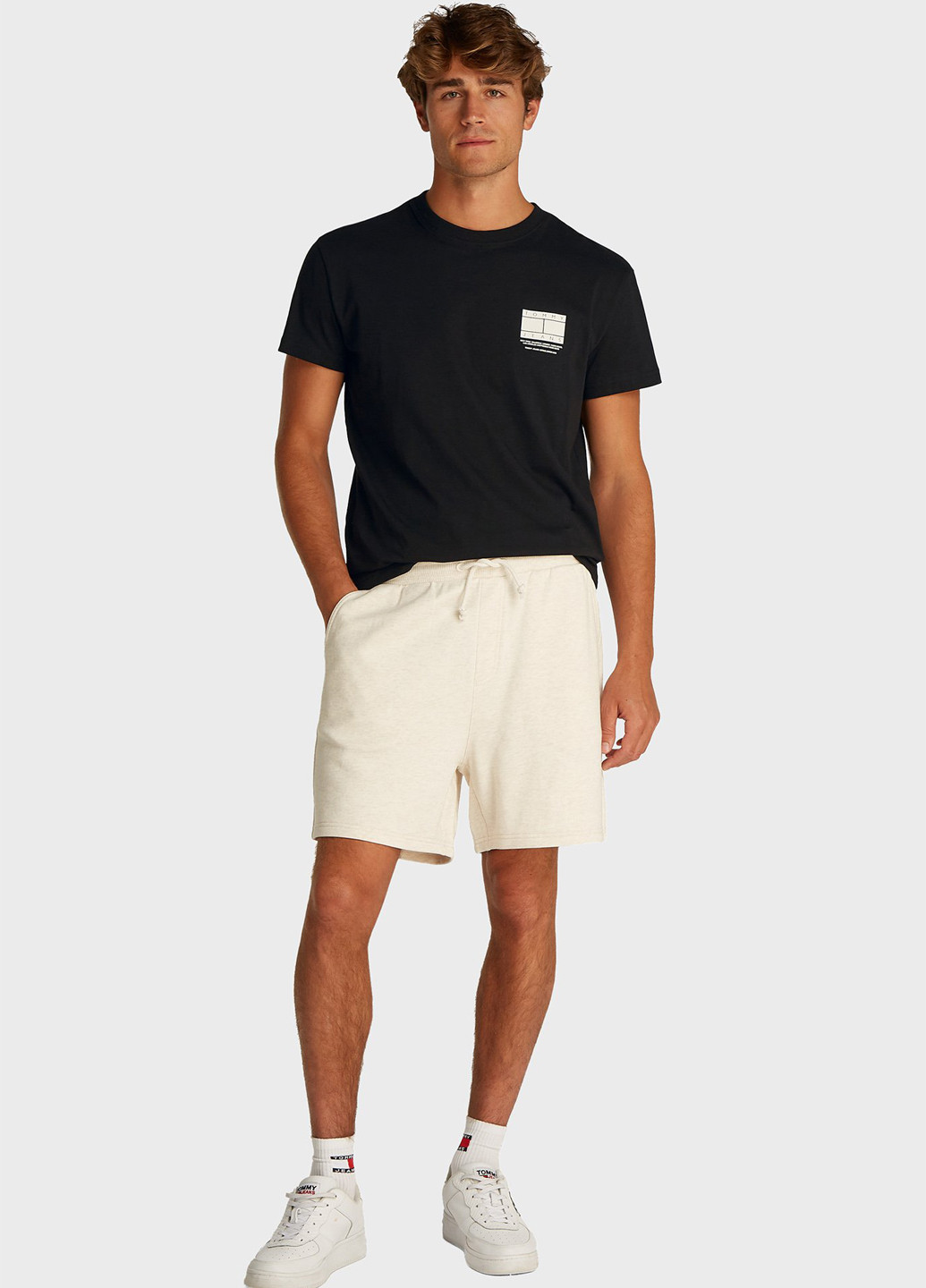 Чорна футболка Tommy Jeans