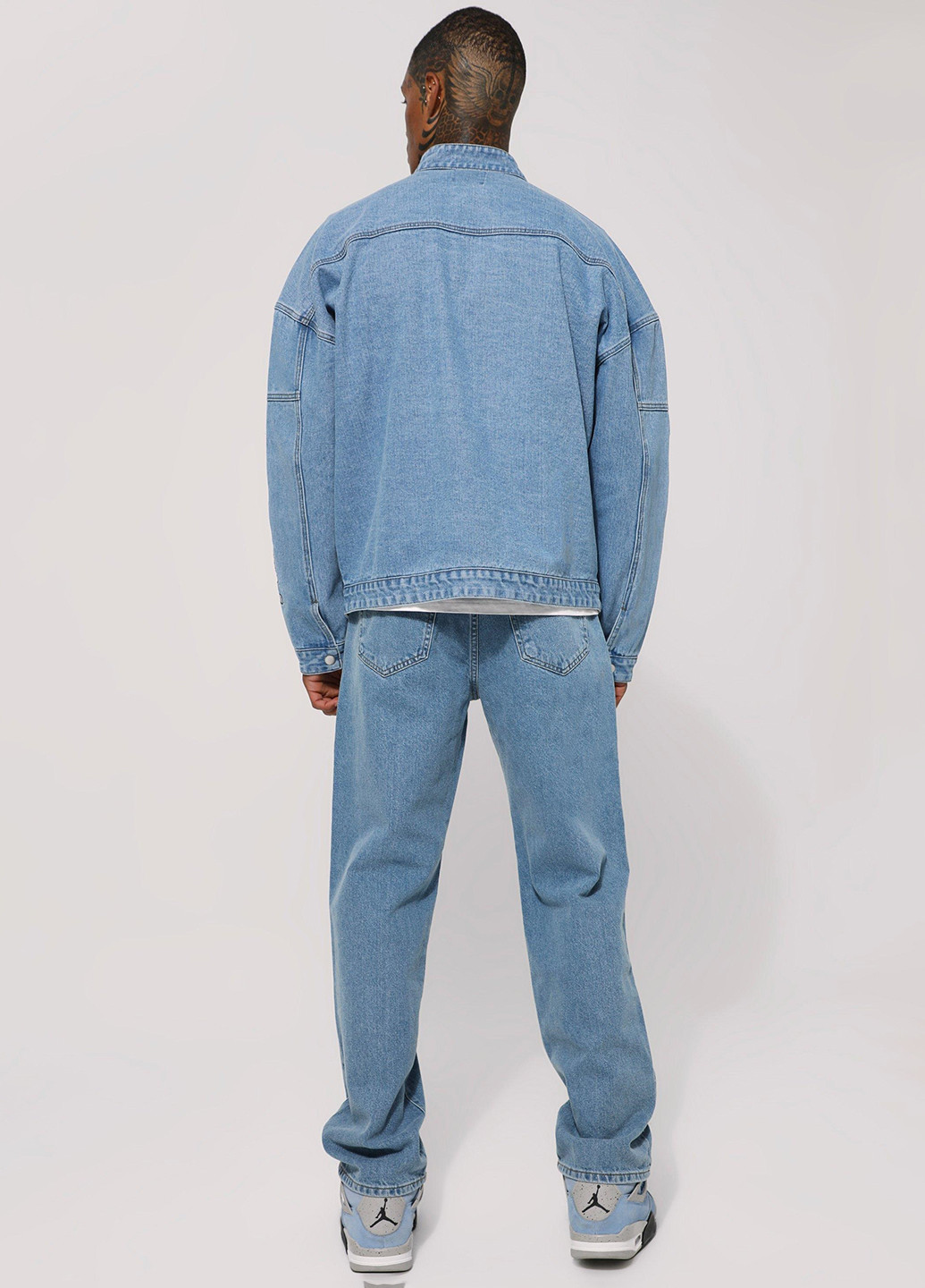 Голубые демисезонные прямые джинсы Boohoo