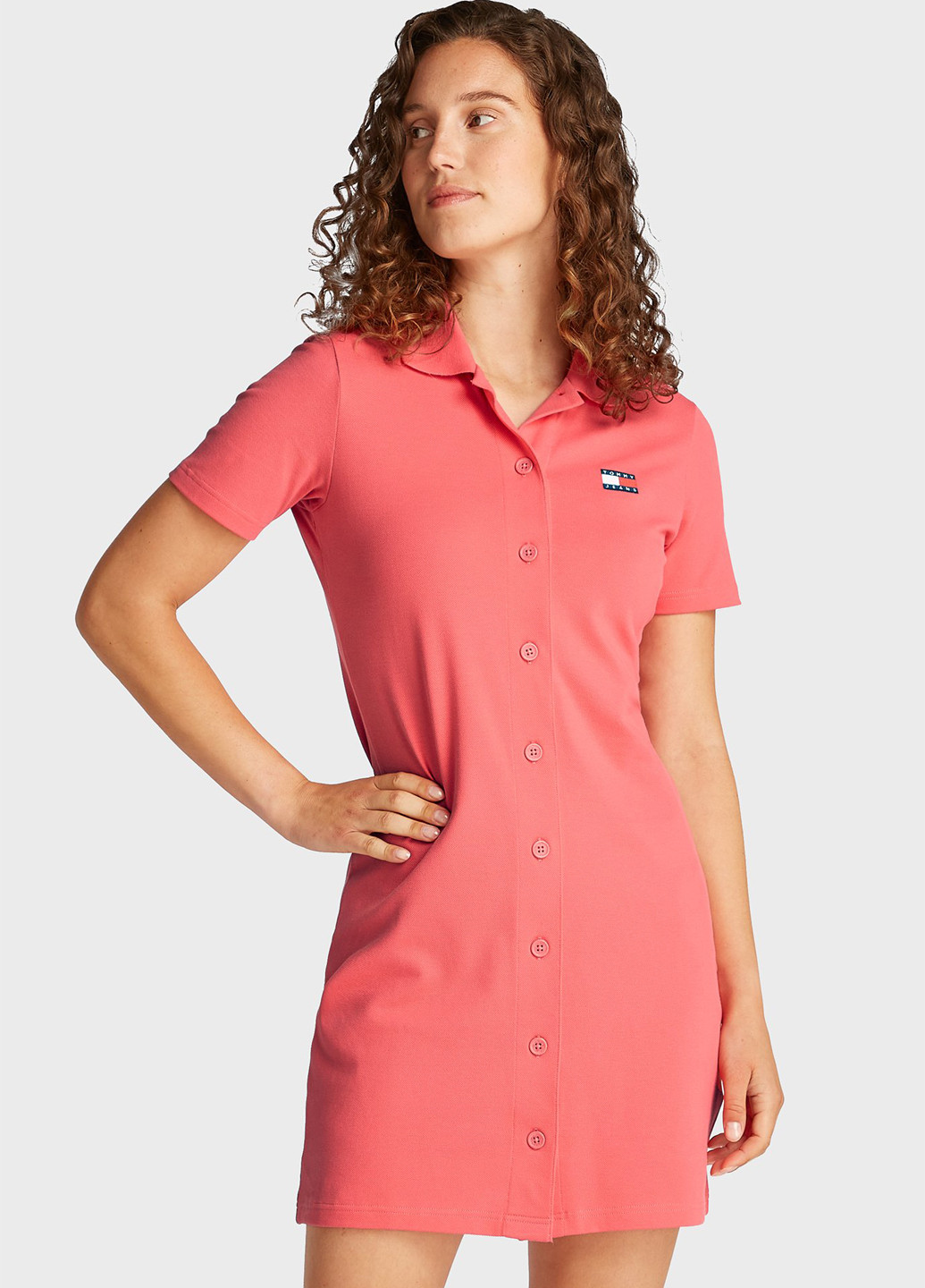 Коралова кежуал сукня поло, сукня-сорочка Tommy Jeans з логотипом