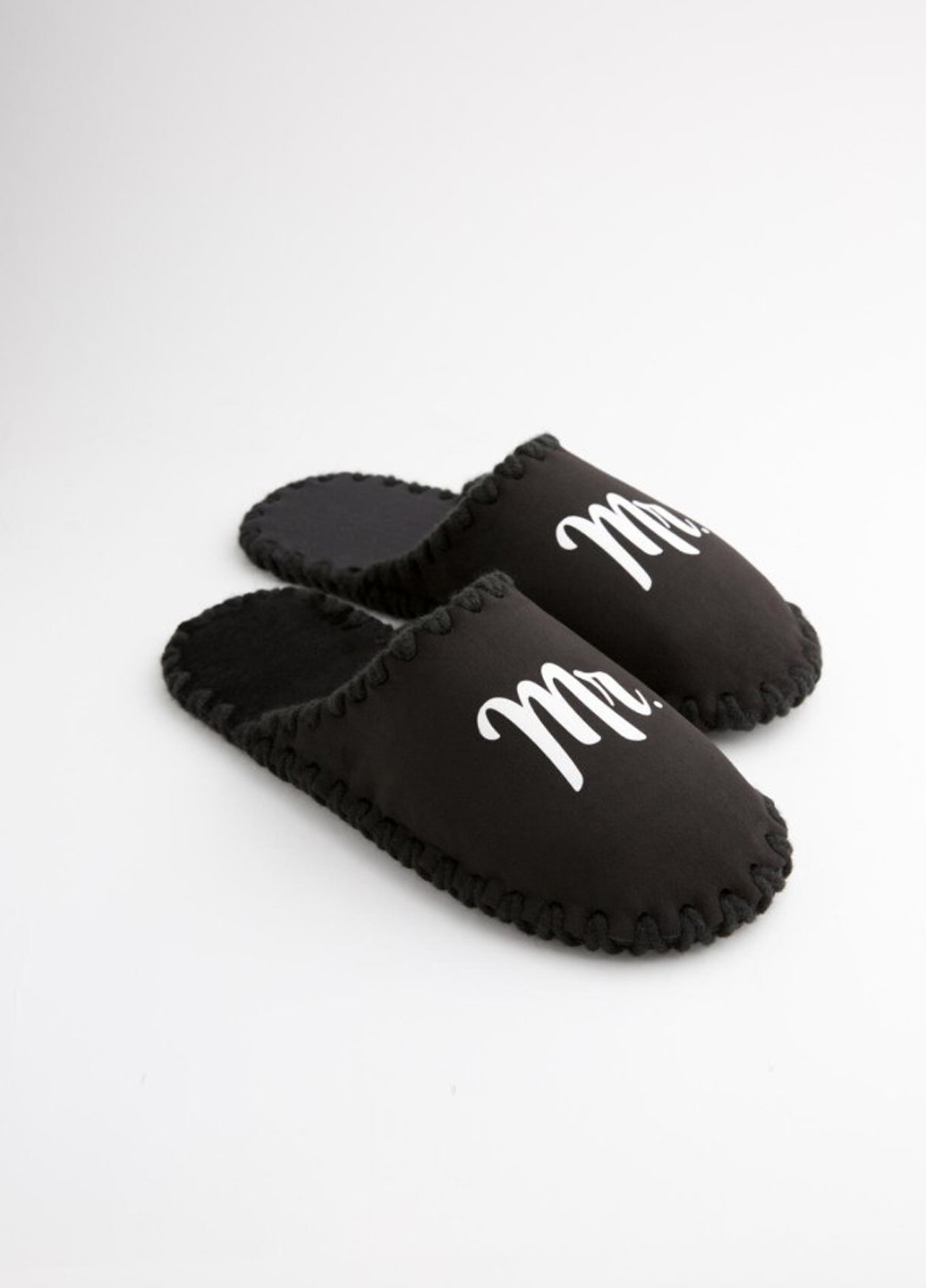 Черные тапочки Family Story
