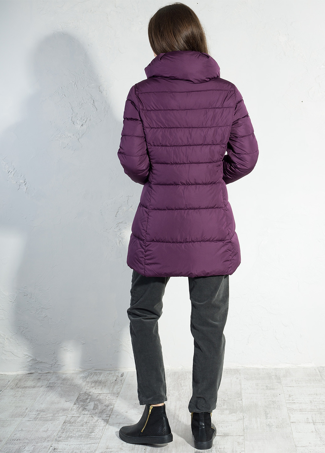 Фиолетовая зимняя куртка Trussardi