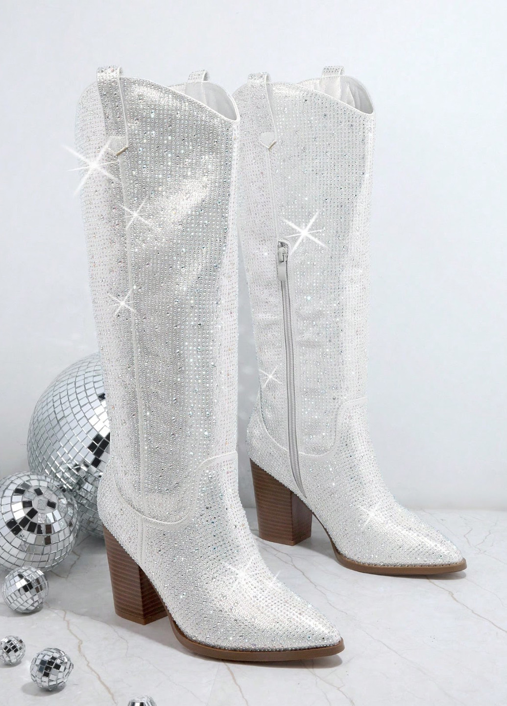 Осенние сапоги казаки SHEIN со стразами