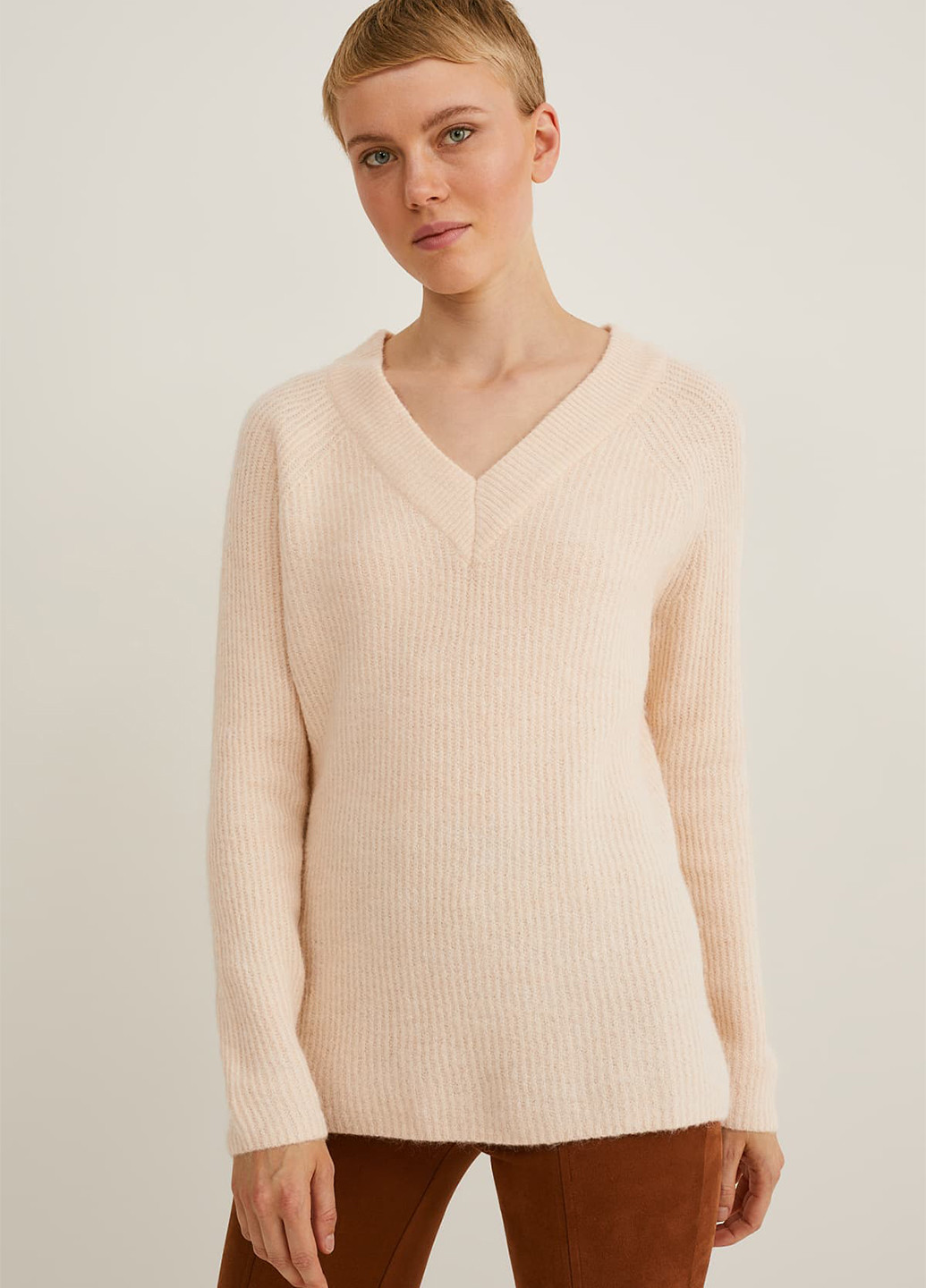 Світло-бежевий зимовий светр пуловер C&A