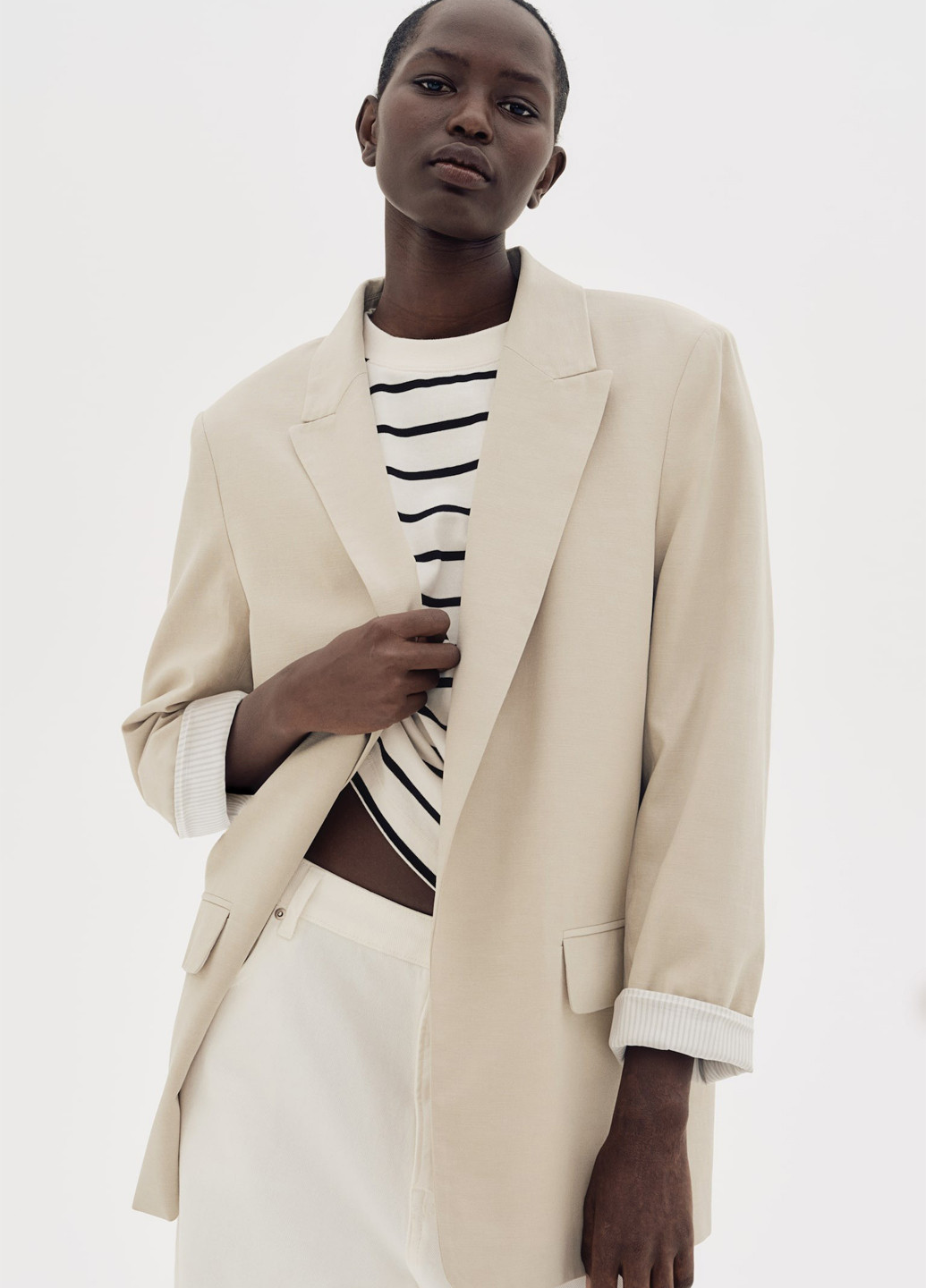 Бежевый женский жакет H&M однотонный - демисезонный