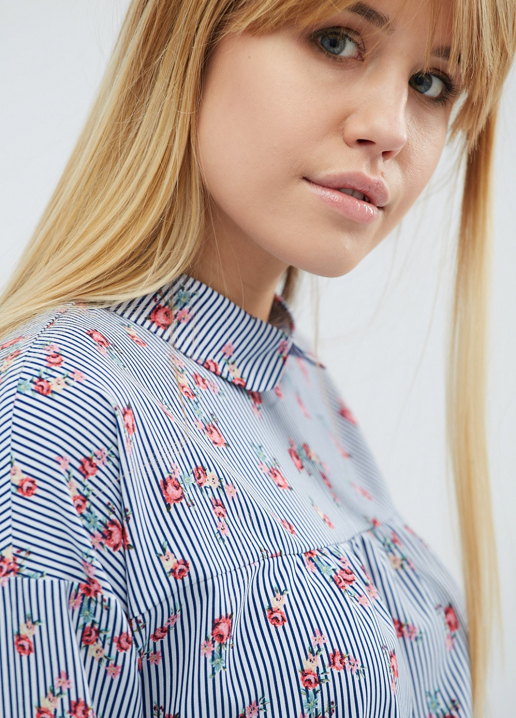 Темно-синя блуза Carica