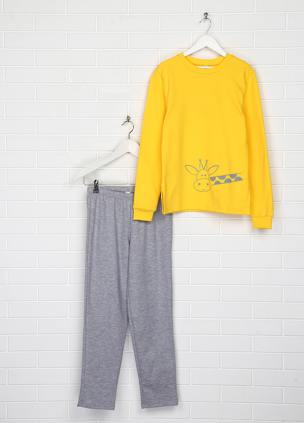 Желтая всесезон пижама (лонгслив, брюки) лонгслив + брюки Aniele