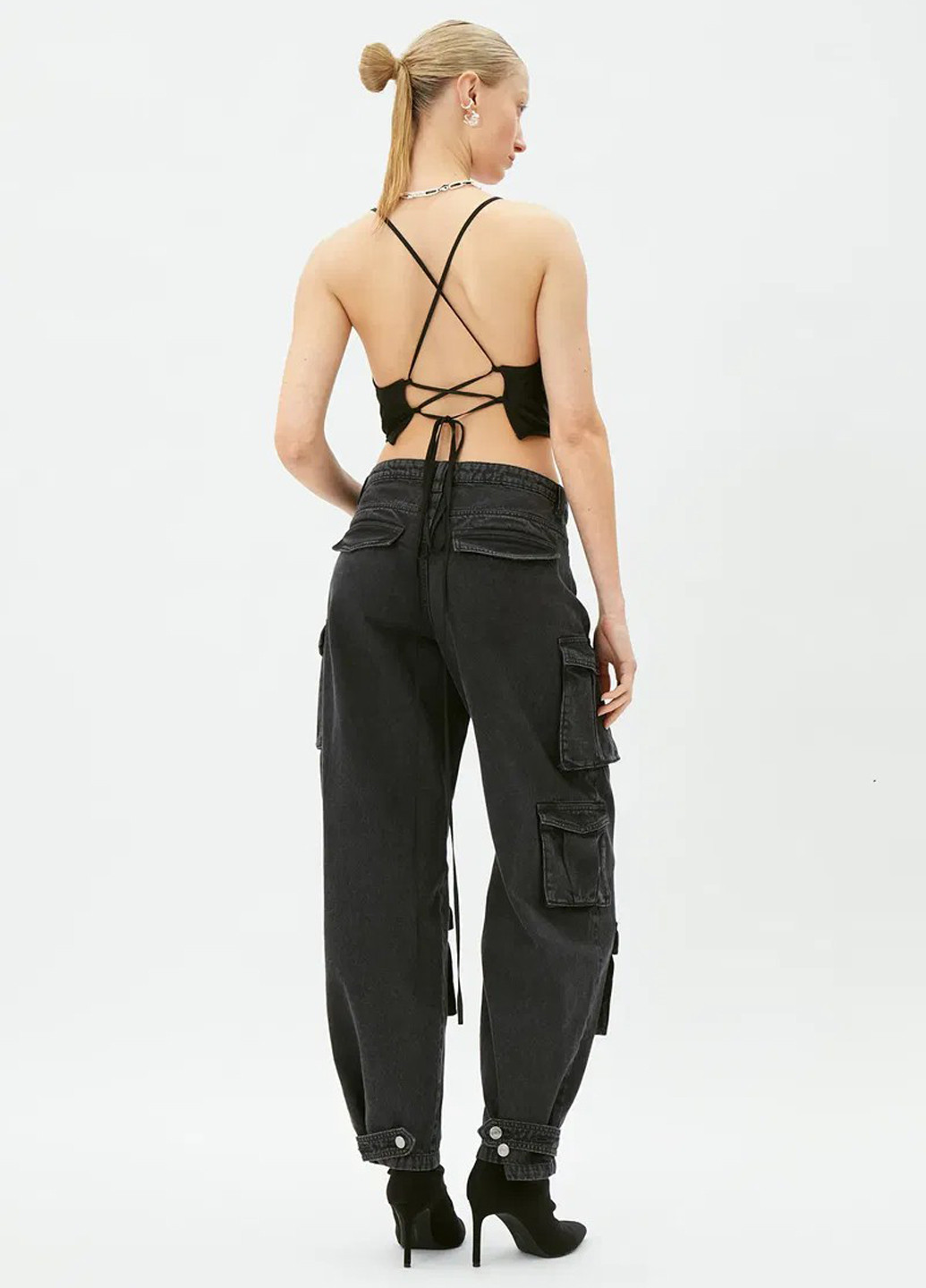 Топ Weekday (349729340)