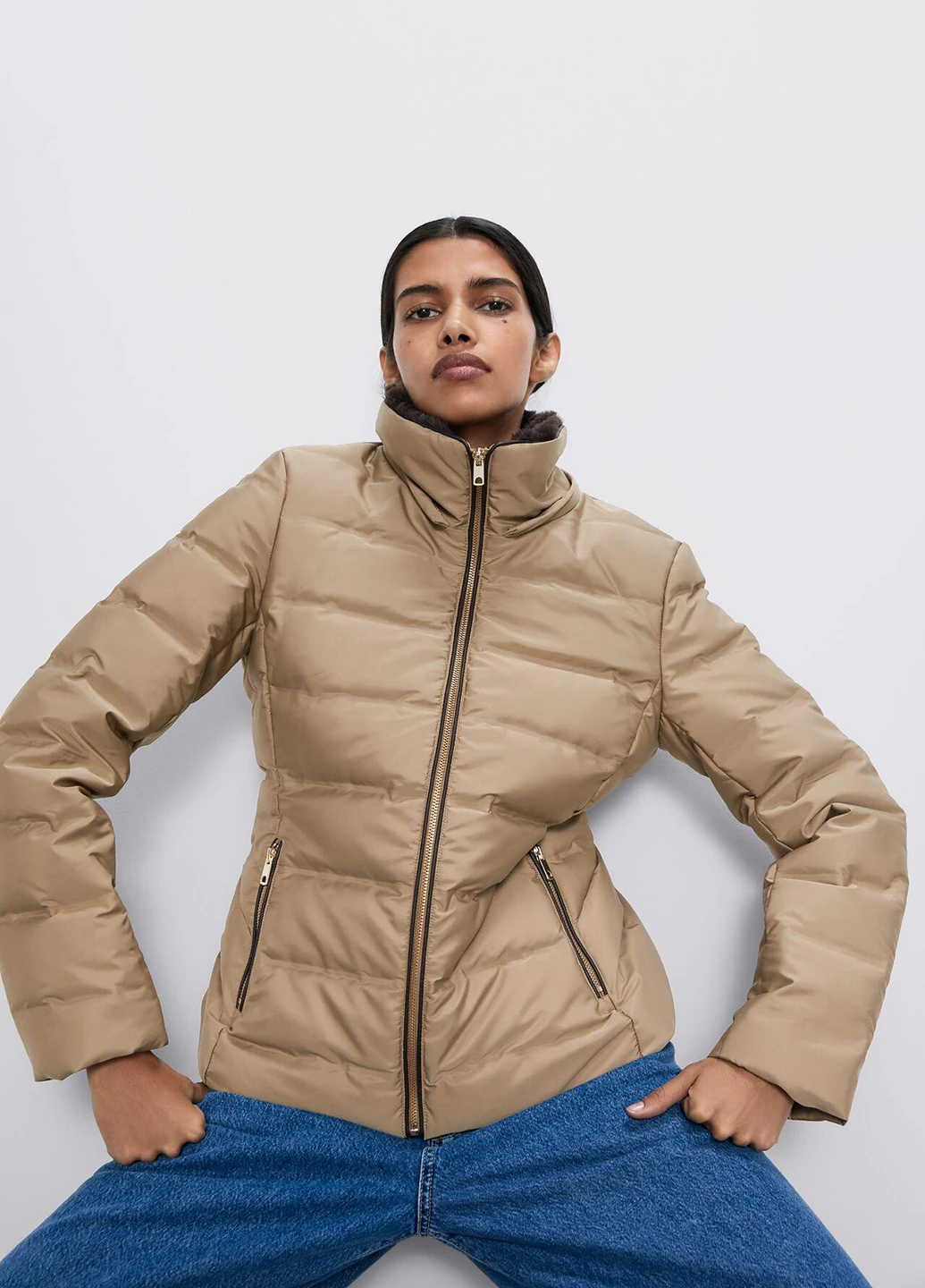 Бежевая демисезонная куртка Zara