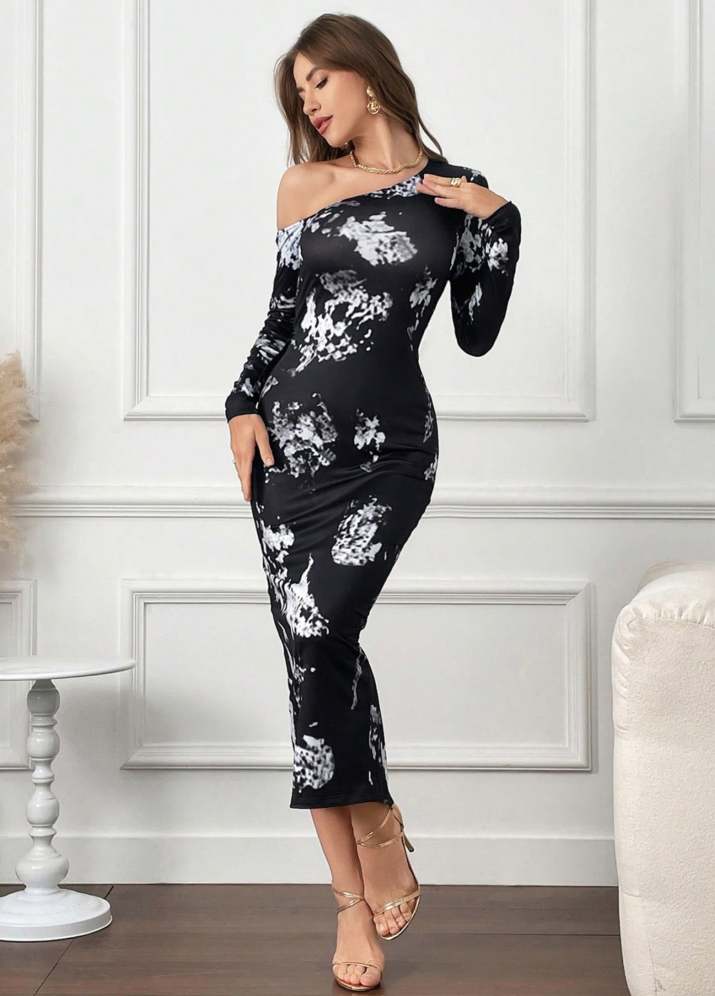 Черное кэжуал платье футляр SHEIN с цветочным принтом