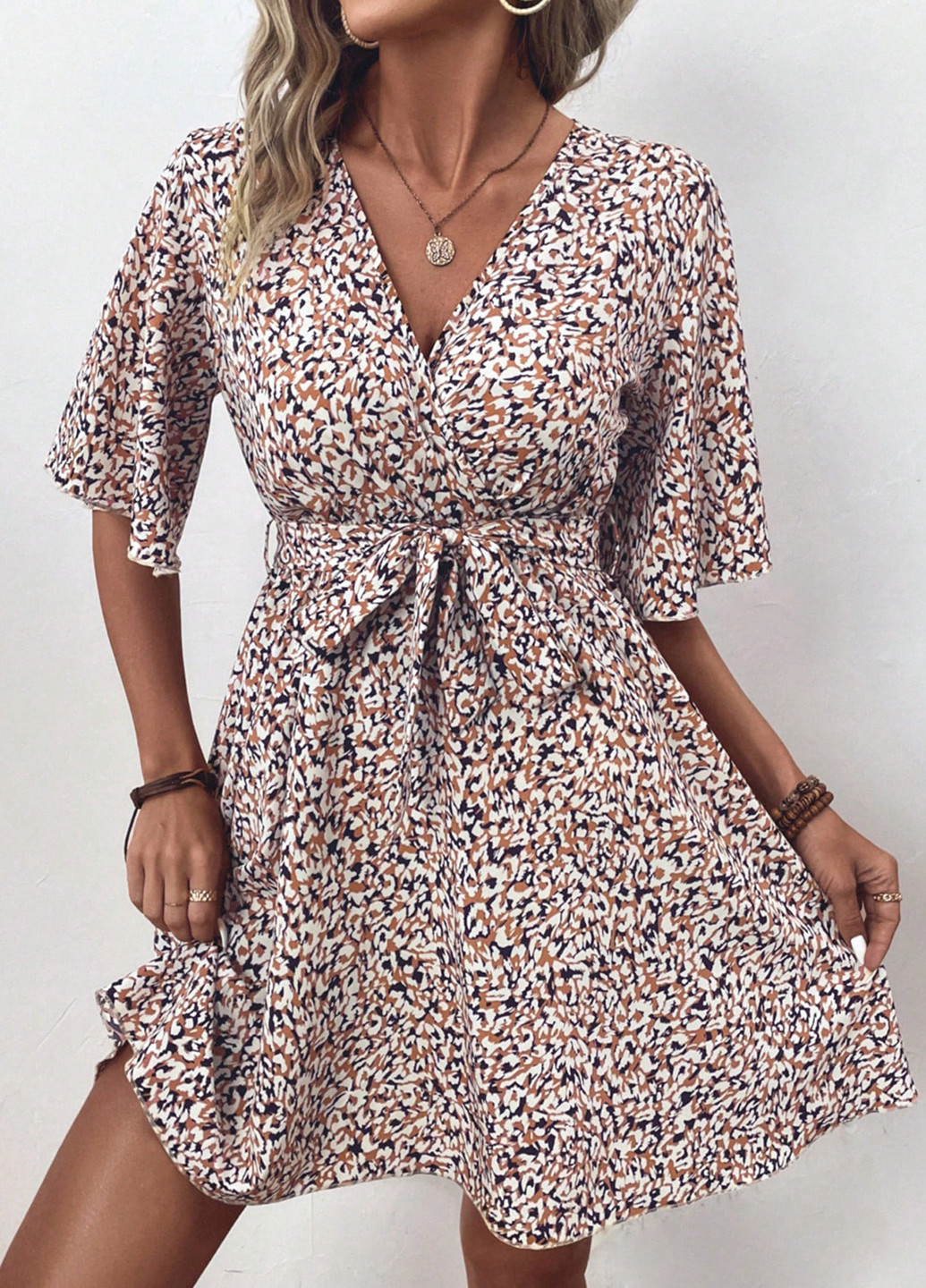 Комбинированное кэжуал платье клеш SHEIN с цветочным принтом