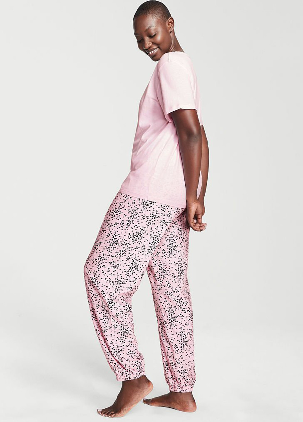 Розовая всесезон пижама (футболка, брюки) футболка + брюки Victoria's Secret