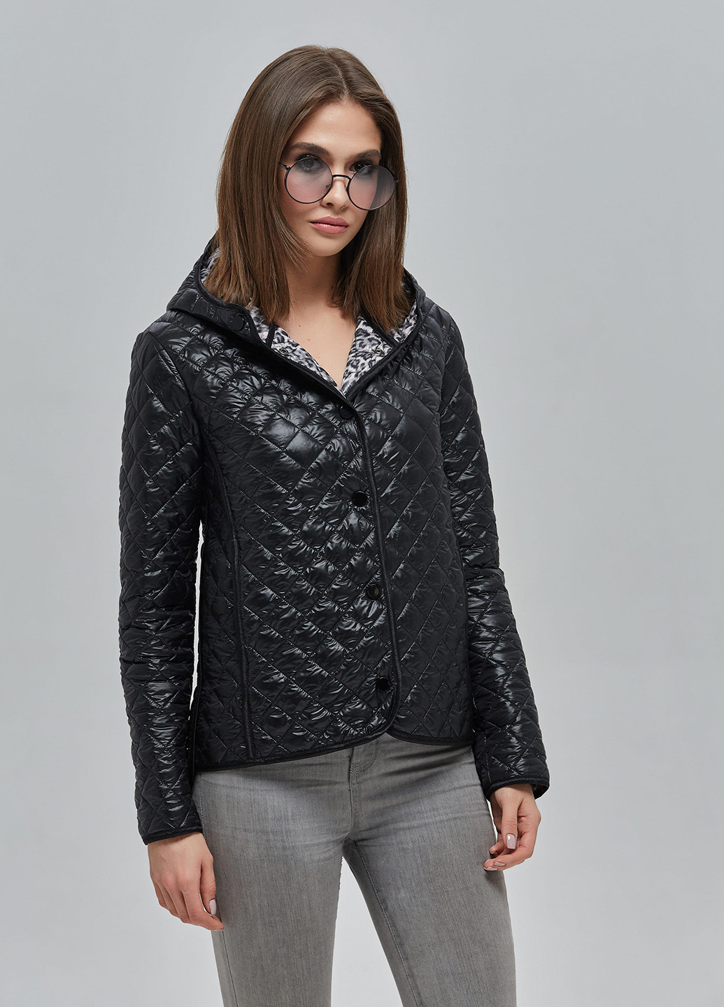 Черная демисезонная куртка MN