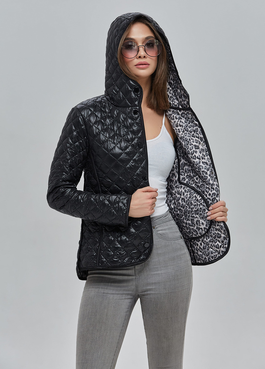 Черная демисезонная куртка MN