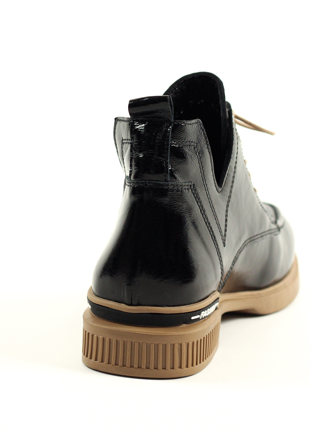 Осенние ботинки лаковые демисезонные черно-коричневые Guero