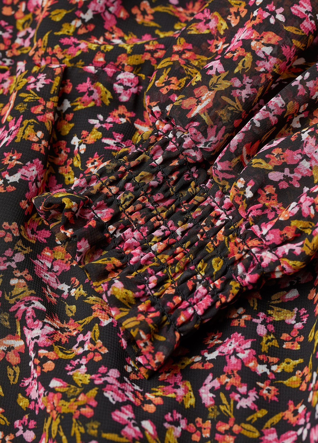 Темно-розовое кэжуал платье клеш H&M с цветочным принтом